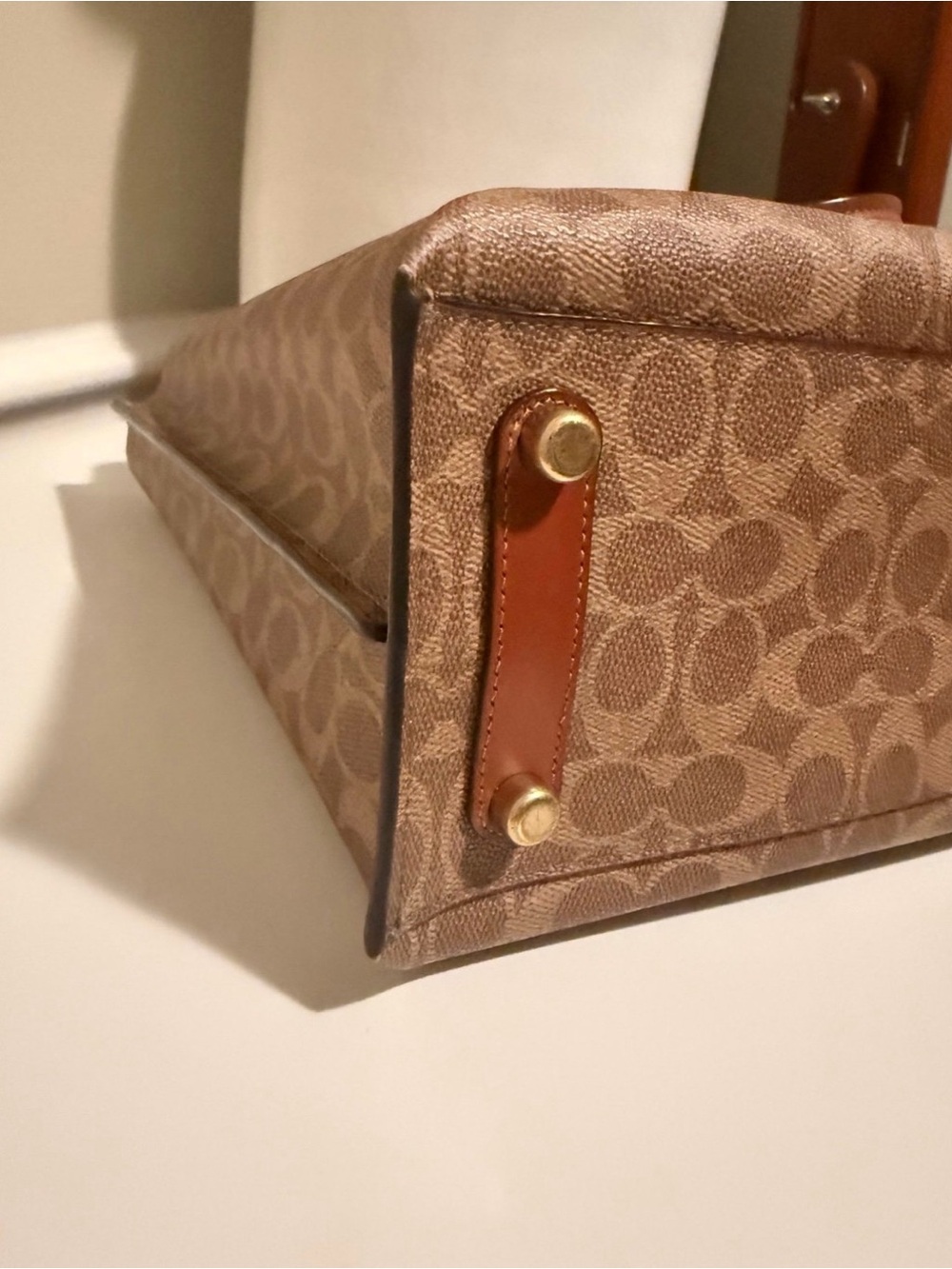 Coach Willow Tote In Signature Canvas with matching wallet. EUC - Picture 7 of 13